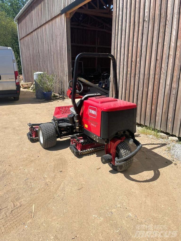 Toro 3100-D Kosačky na kosenie roughov a semiroughov