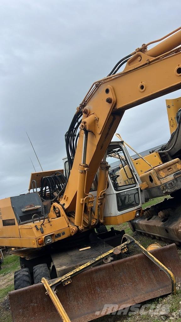 Liebherr A 922 Brzdy