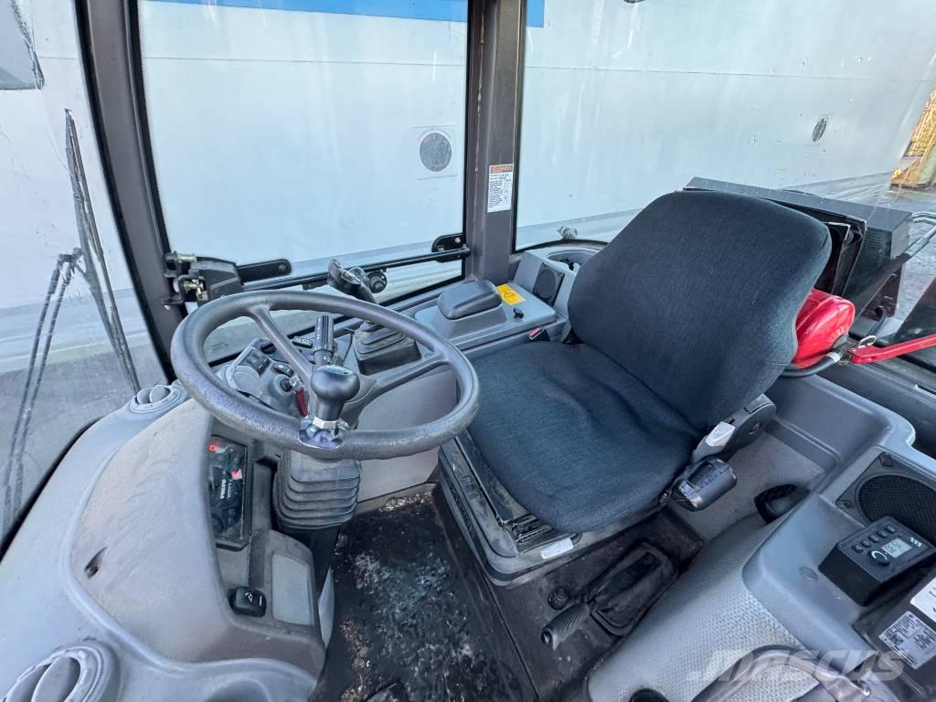 Volvo L 25 F Kolesové nakladače