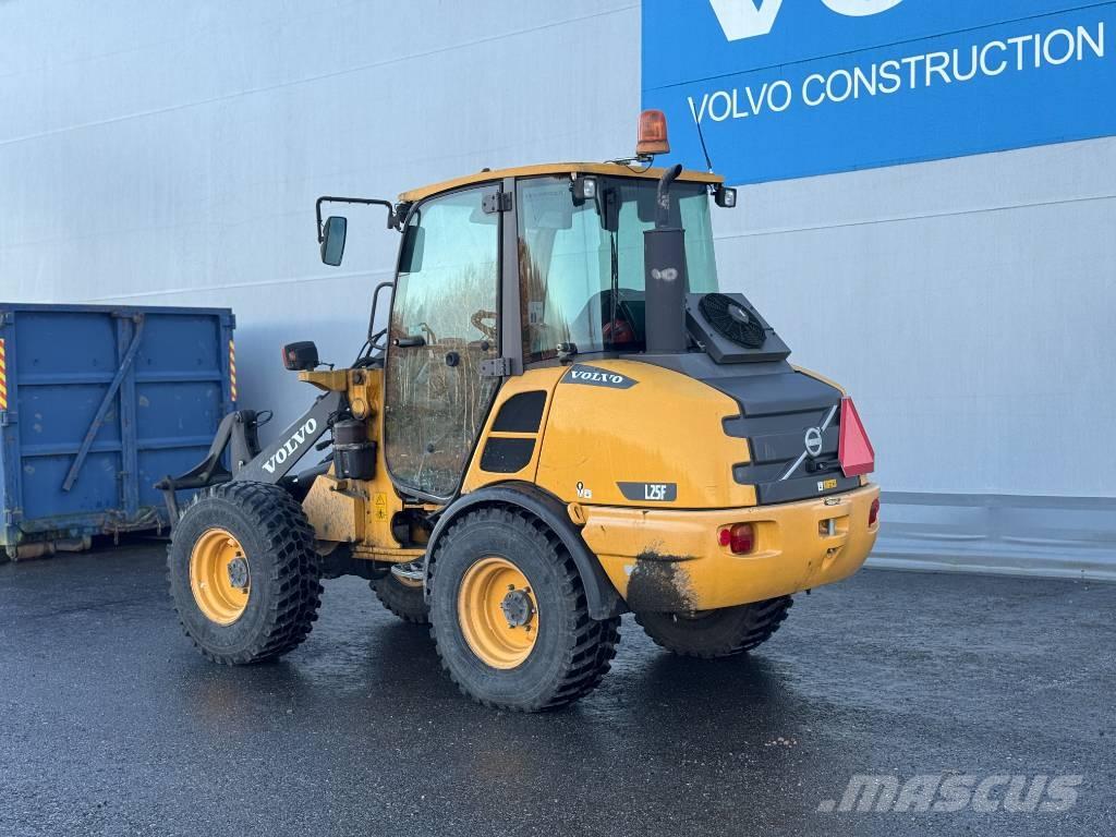 Volvo L 25 F Kolesové nakladače