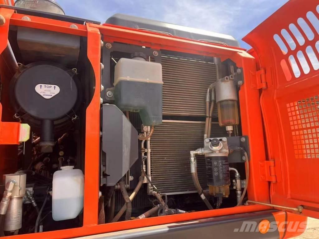 Doosan DX150W-9C Kolesové rýpadlá