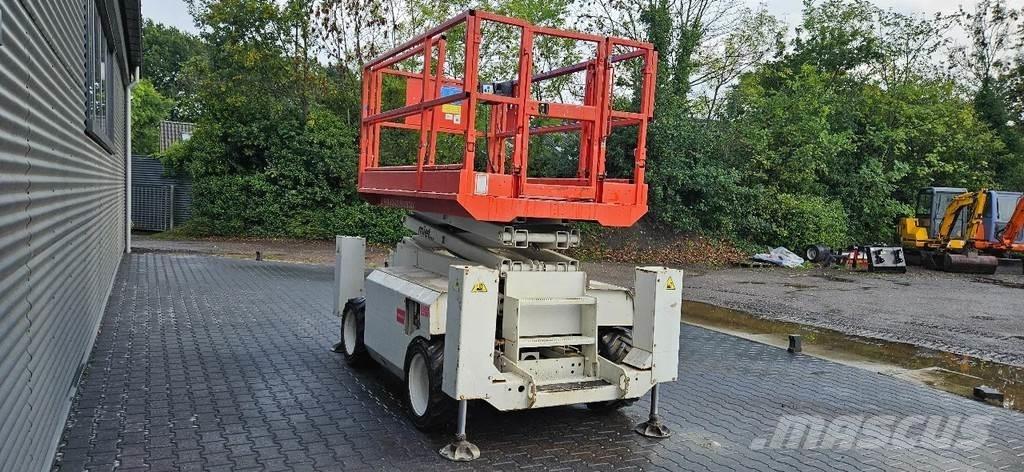 Genie GS 2668 RT Nožnicové zdvíhacie plošiny