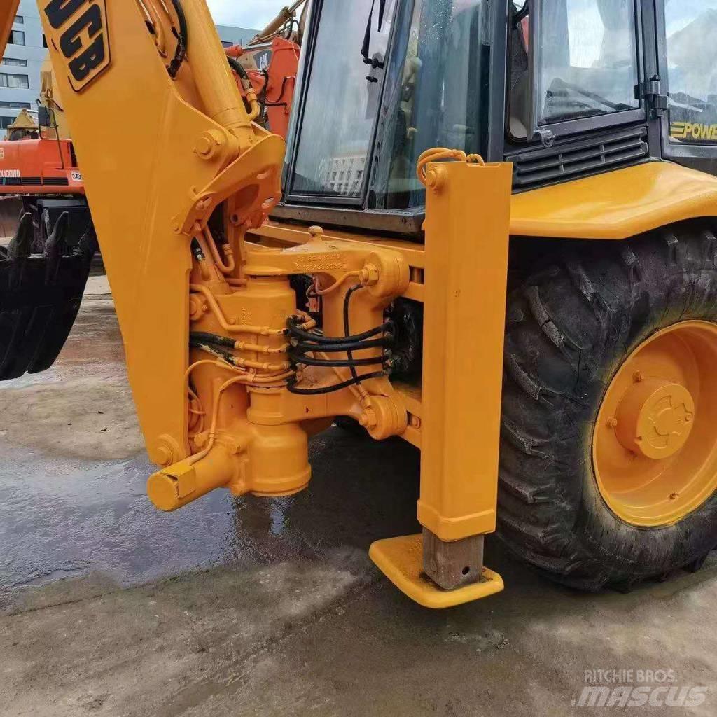 JCB 4 CX Rýpadlo-nakladače