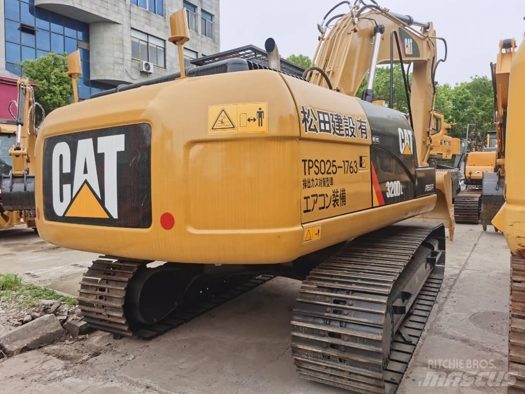 CAT 320 D L Pásové rýpadlá
