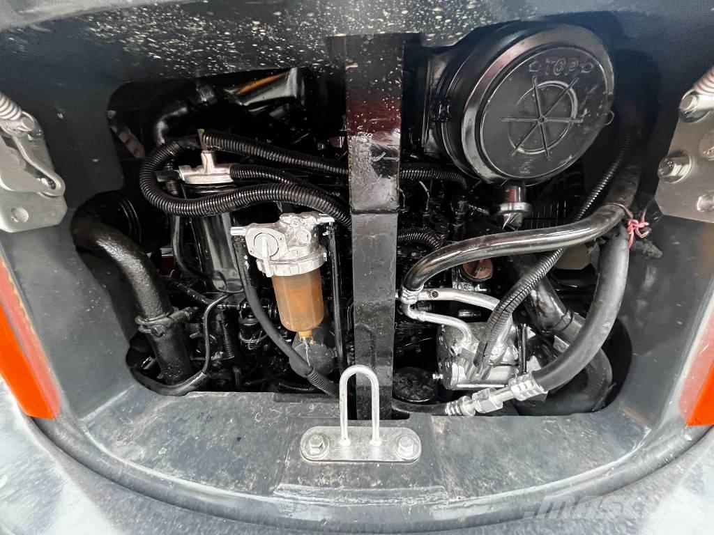 Hitachi ZX 50 U Mini rýpadlá < 7t