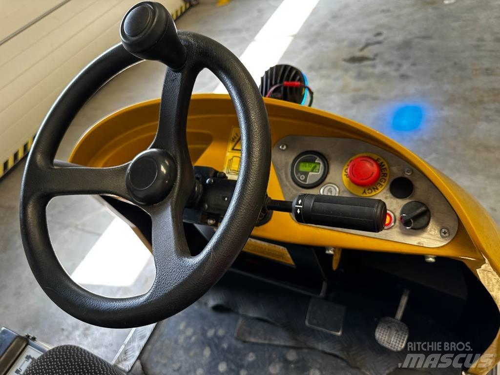 Yale MT70 Vlečné vozíky