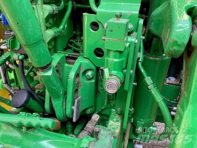 John Deere 6155 R Traktory