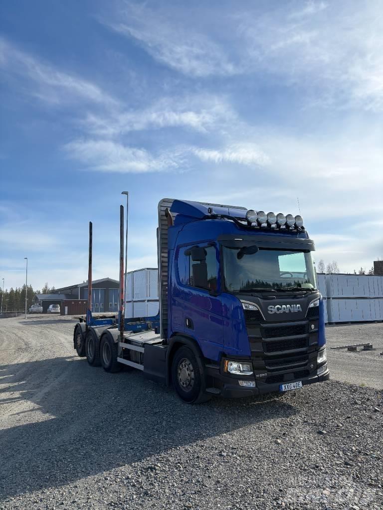 Scania R 650 Nákladné vozidlá na prepravu dreva