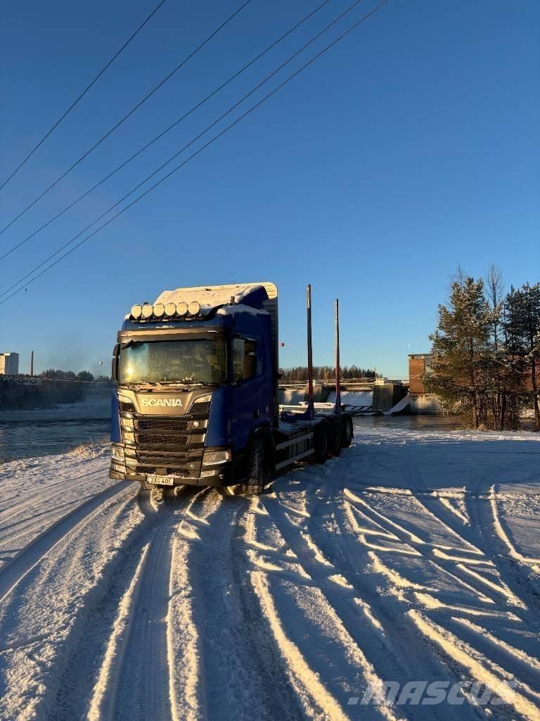 Scania R 650 Nákladné vozidlá na prepravu dreva