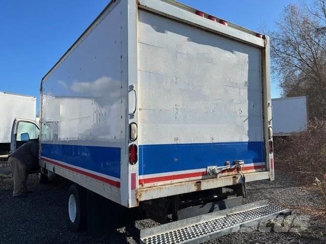 Chevrolet 3500 Komunálne / Multi-úžitkové vozidlá