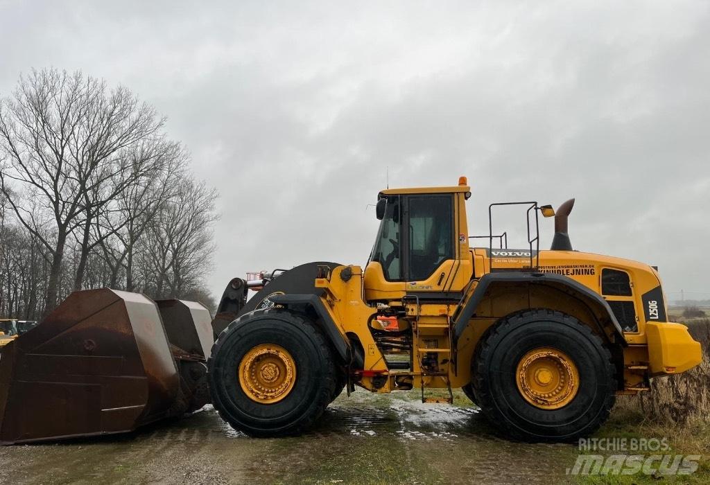 Volvo L 250 G Kolesové nakladače