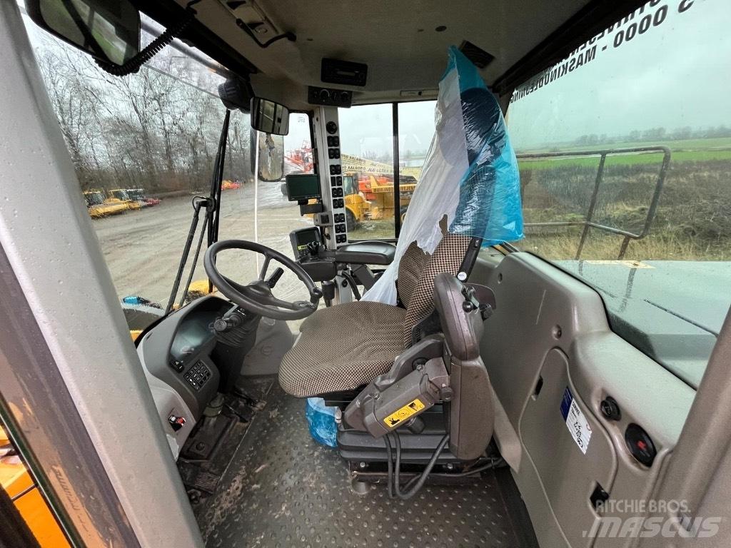 Volvo L 250 G Kolesové nakladače