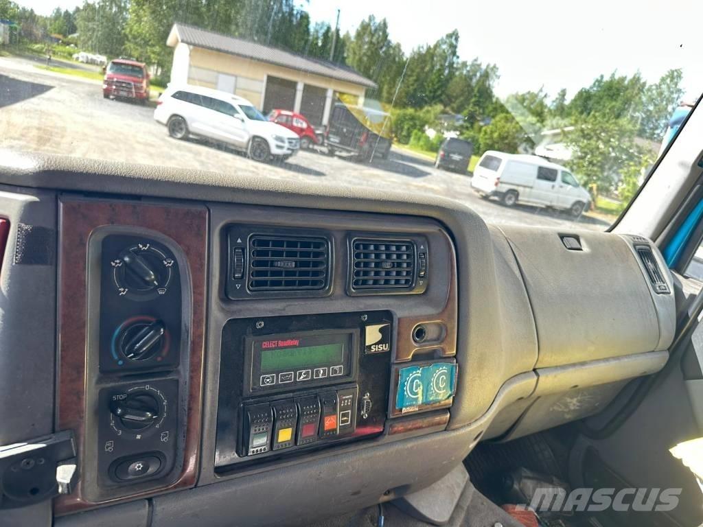 Sisu E11 Nákladné automobily na prepravu lesných strojov