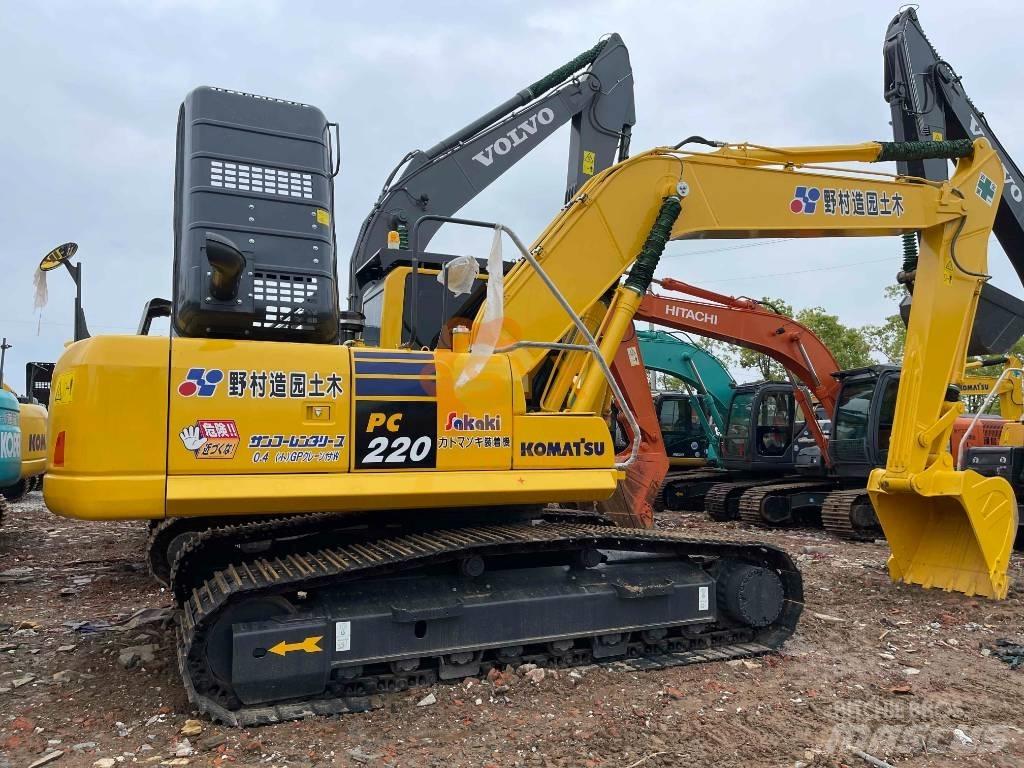 Komatsu PC 220 Pásové rýpadlá