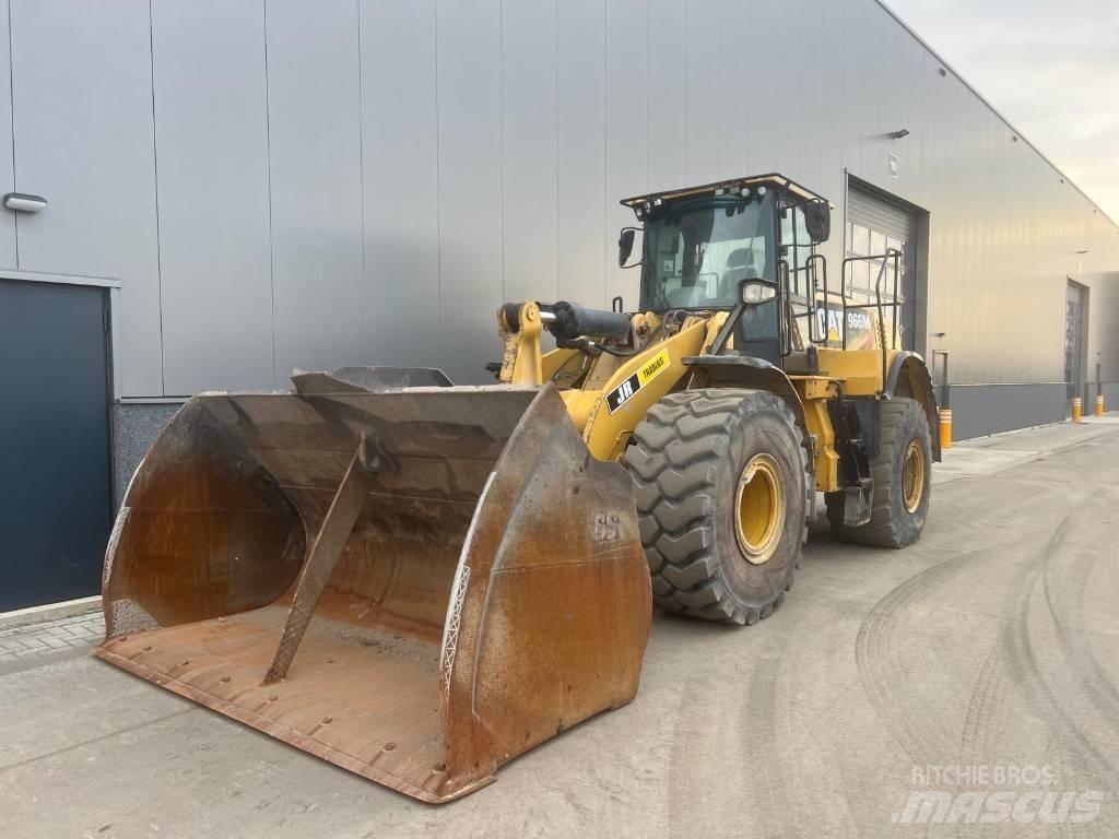 CAT 966M XE Kolesové nakladače
