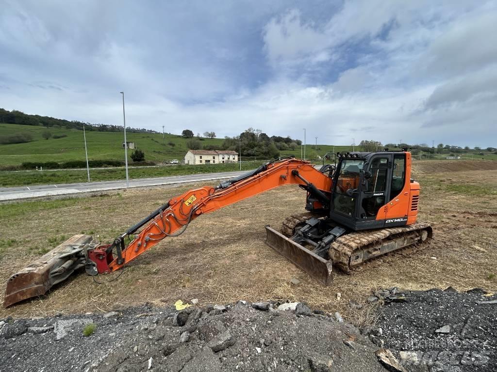 Doosan DX 140 Pásové rýpadlá