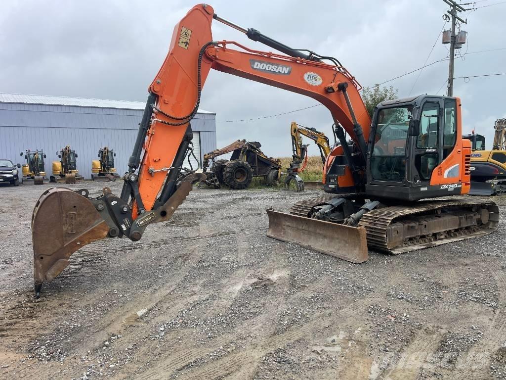 Doosan DX 140 LCR Pásové rýpadlá
