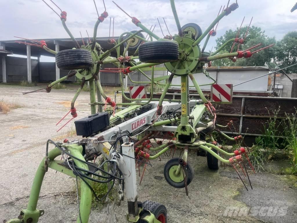 CLAAS Volto 1050 T Obracače a zhrabovače sena