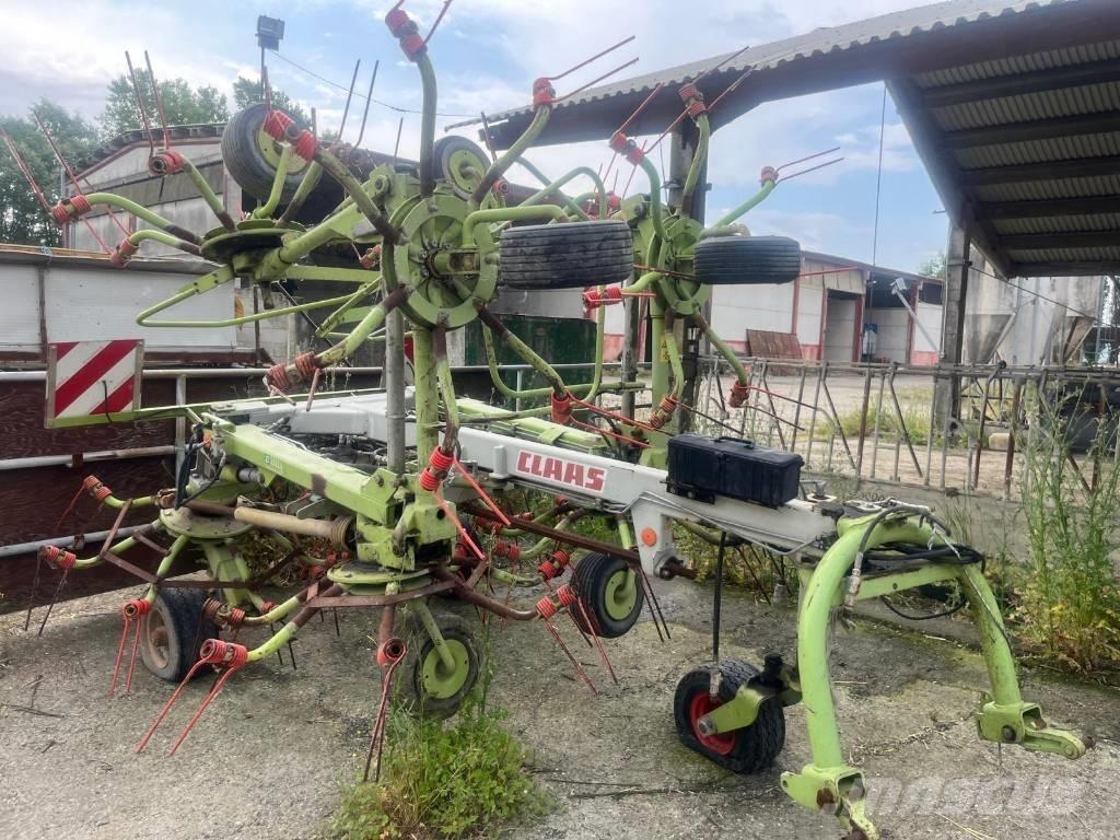 CLAAS Volto 1050 T Obracače a zhrabovače sena