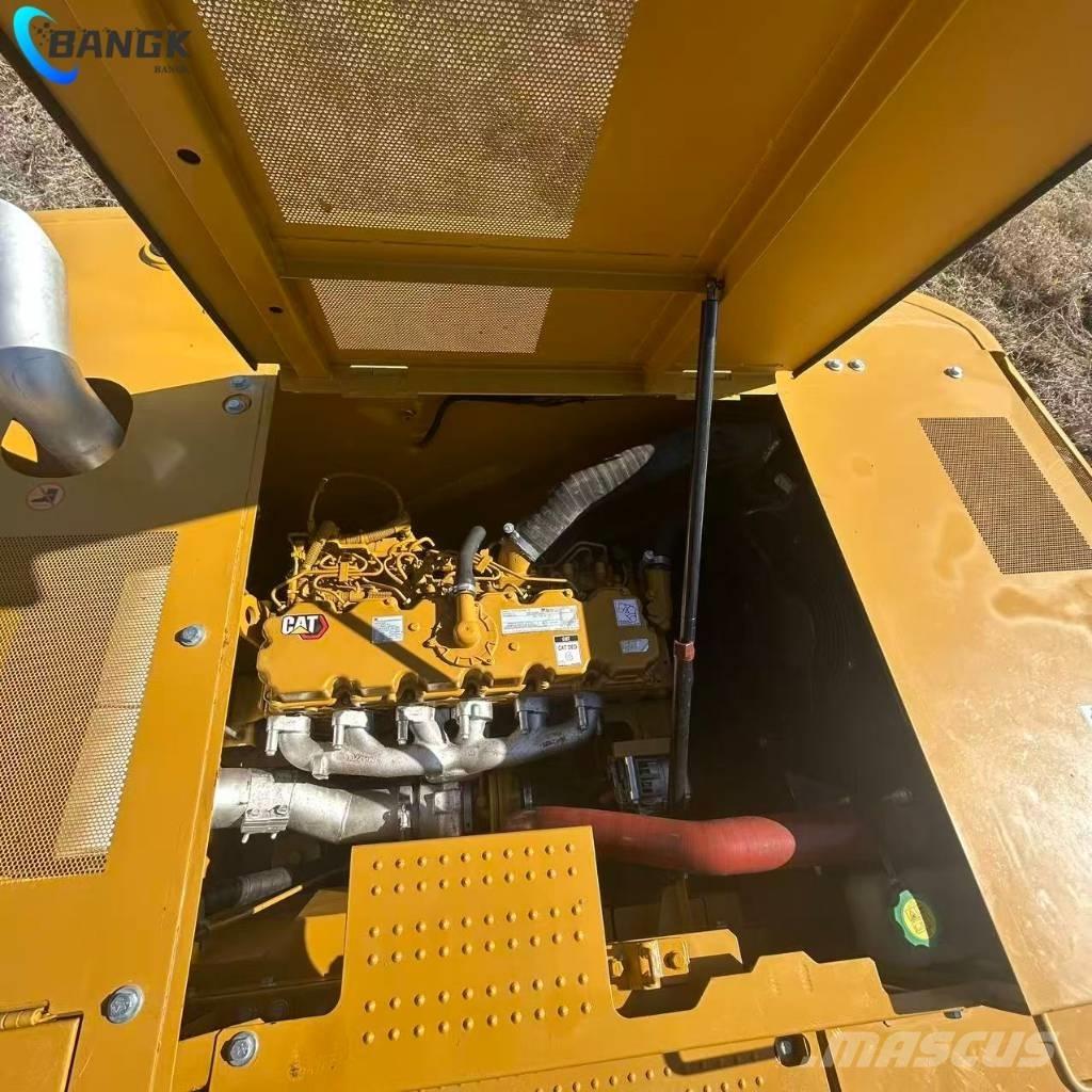 CAT 323 Pásové rýpadlá