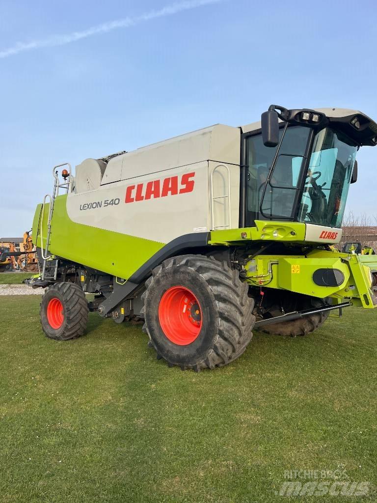 CLAAS LEXION 540 Kombinované zberacie stroje
