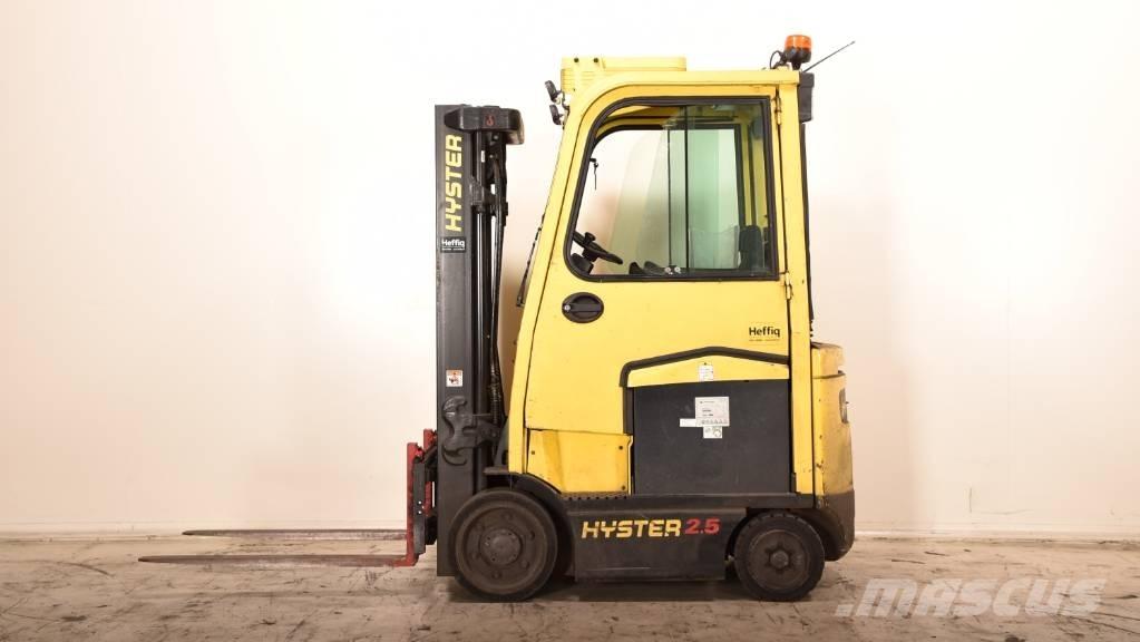 Hyster E2.5XN-80 Akumulátorové vozíky