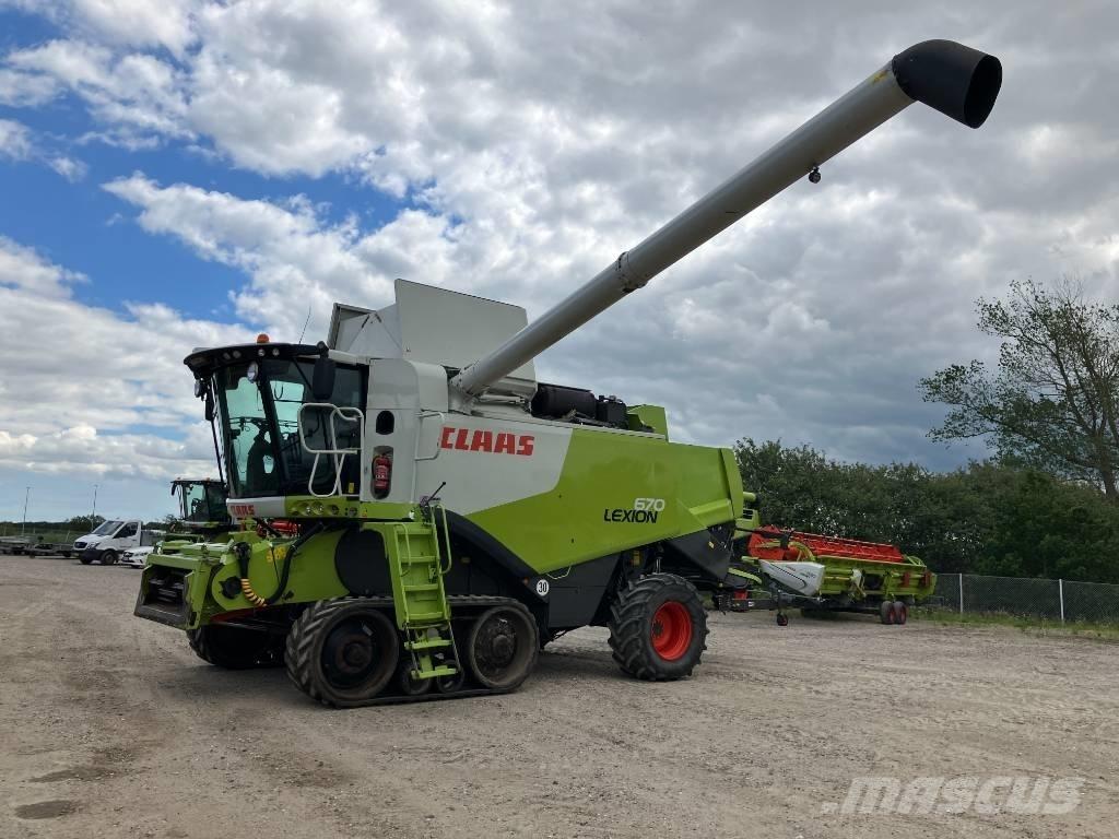 CLAAS LEXION 670 TT Kombinované zberacie stroje