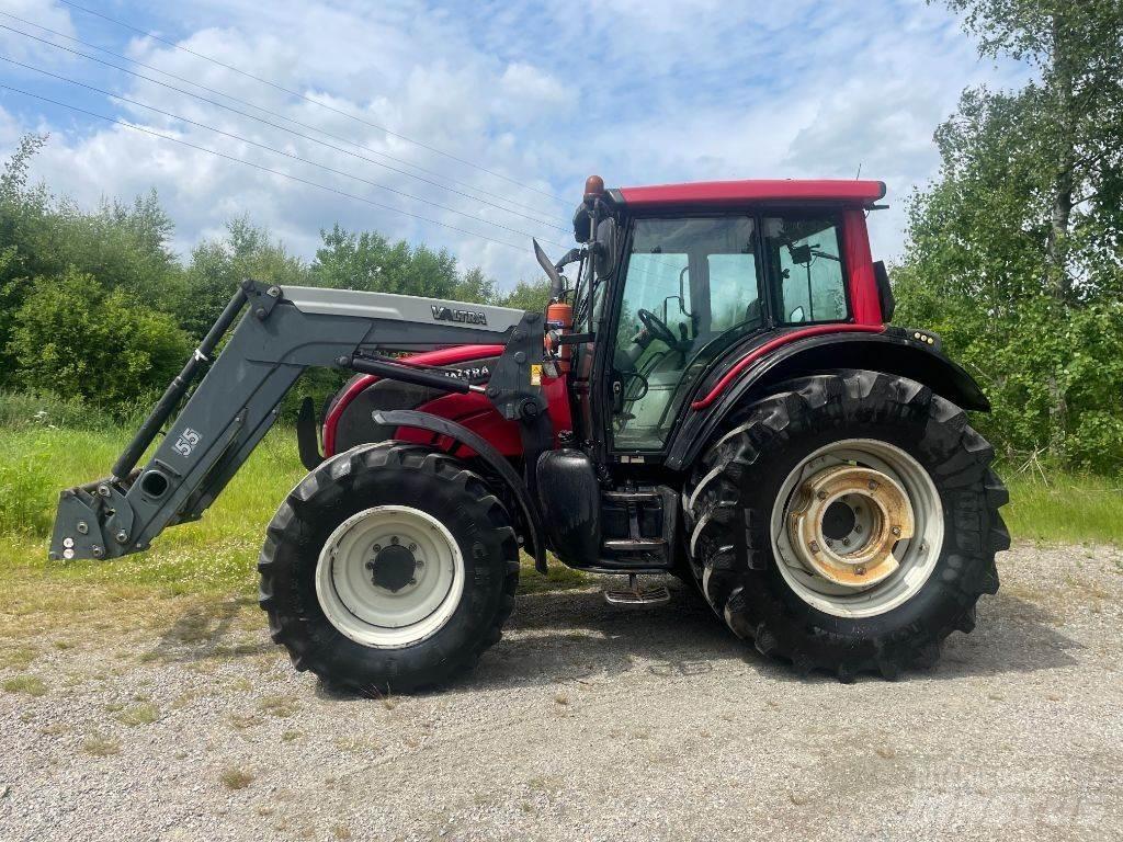 Valtra N 121 Traktory