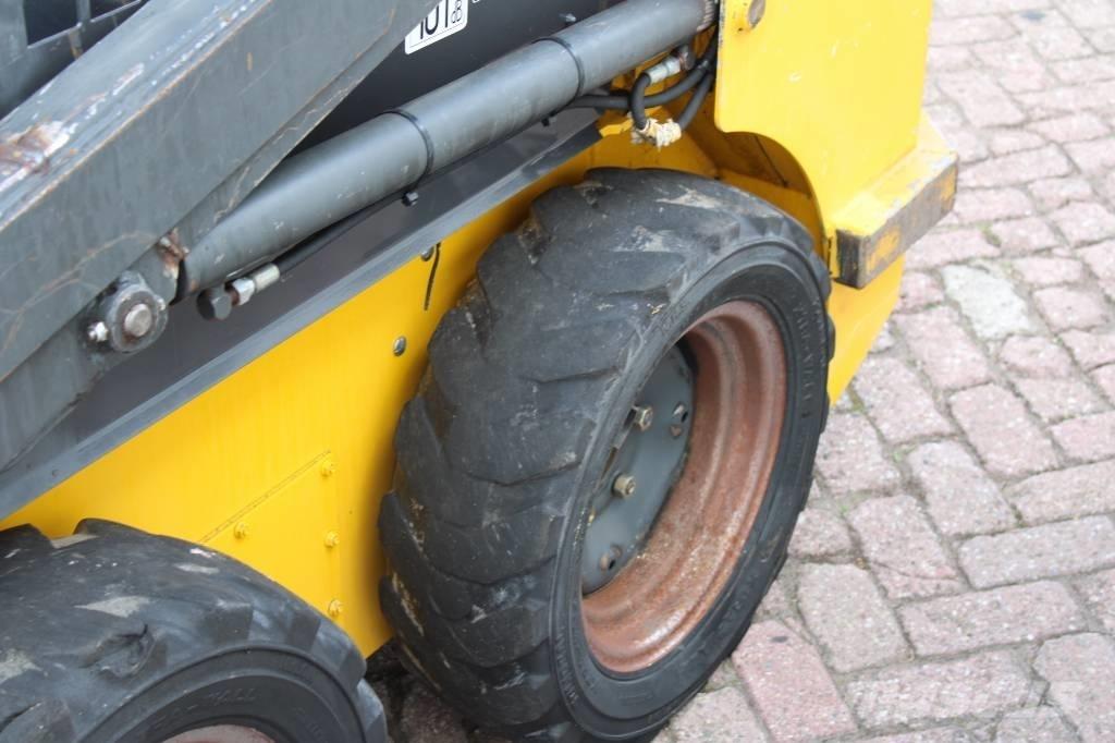 Thomas T85 Šmykom riadené nakladače