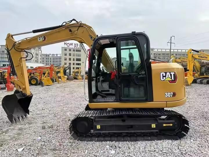 CAT 307 Pásové rýpadlá