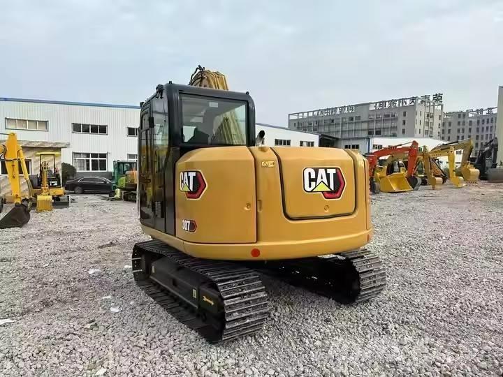 CAT 307 Pásové rýpadlá
