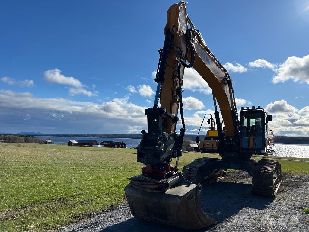 Hyundai HX 300 HW Pásové rýpadlá