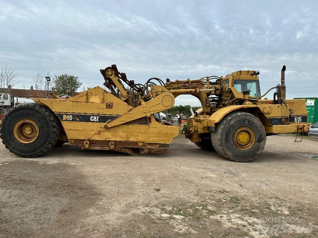 CAT 615 Skrejpre
