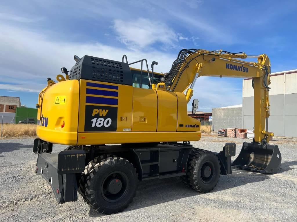 Komatsu PW 180 Kolesové rýpadlá