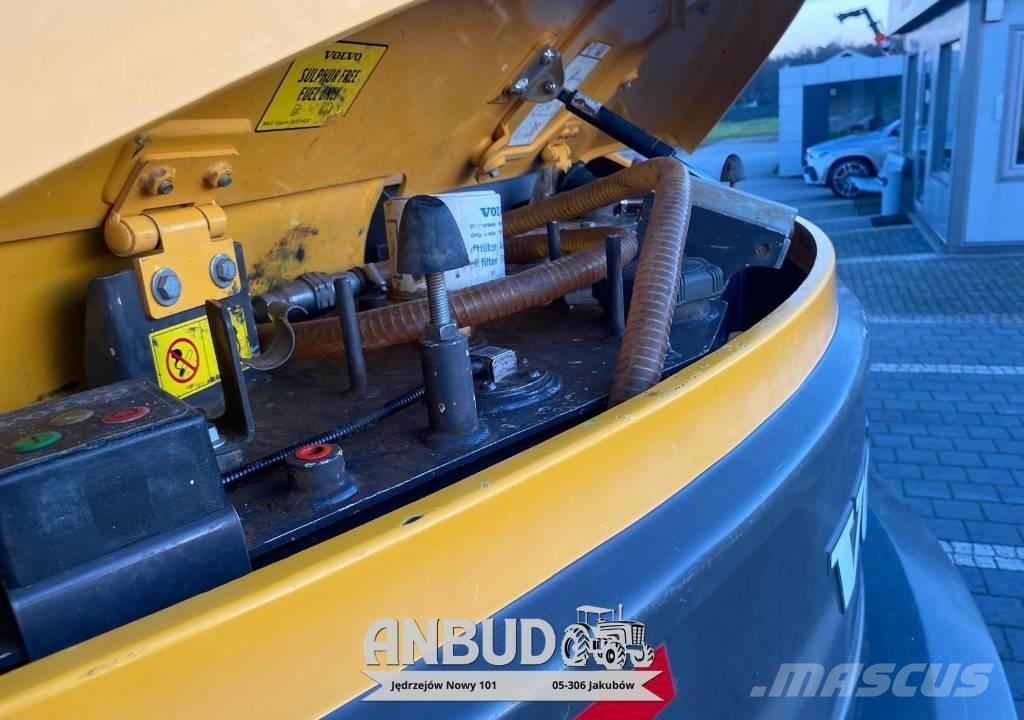 Volvo ECR 88 D Pásové rýpadlá