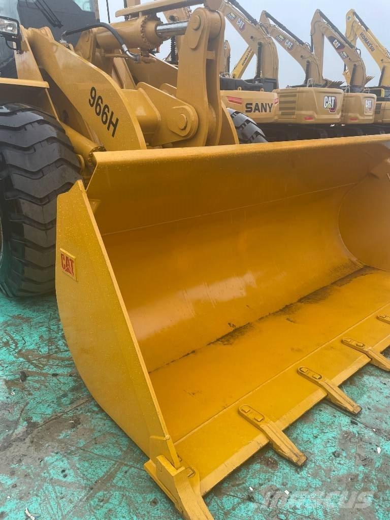 CAT 966 H Kolesové nakladače