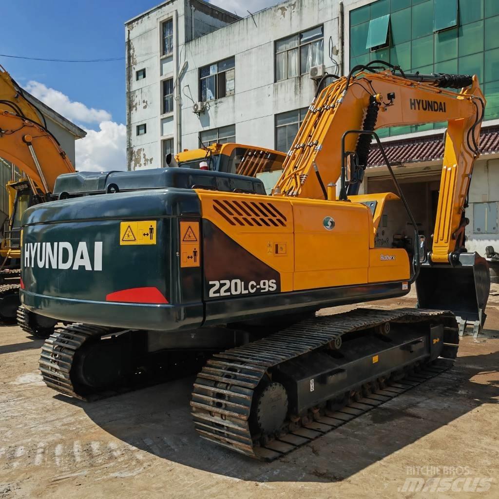 Hyundai R220LC-9S Pásové rýpadlá