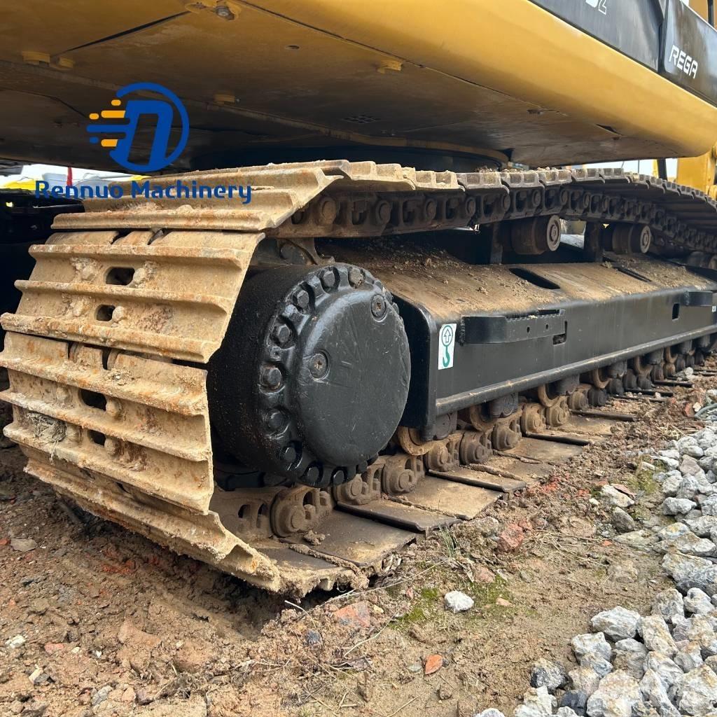 CAT 325D2 Pásové rýpadlá