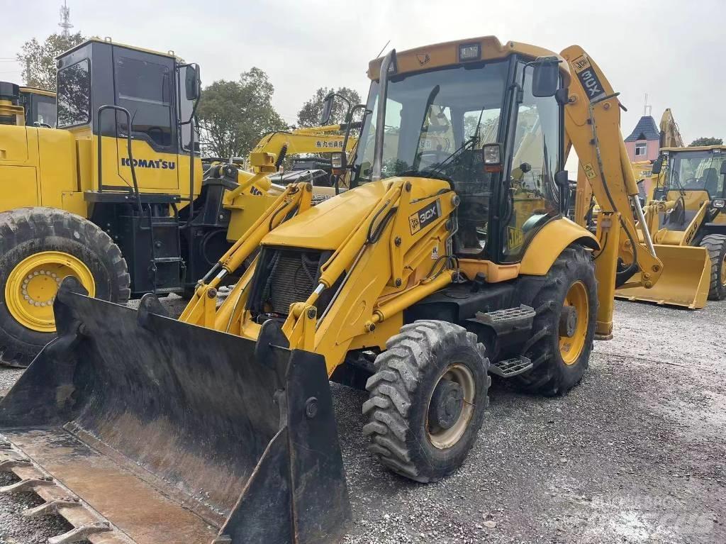JCB 3CX Kolesové nakladače