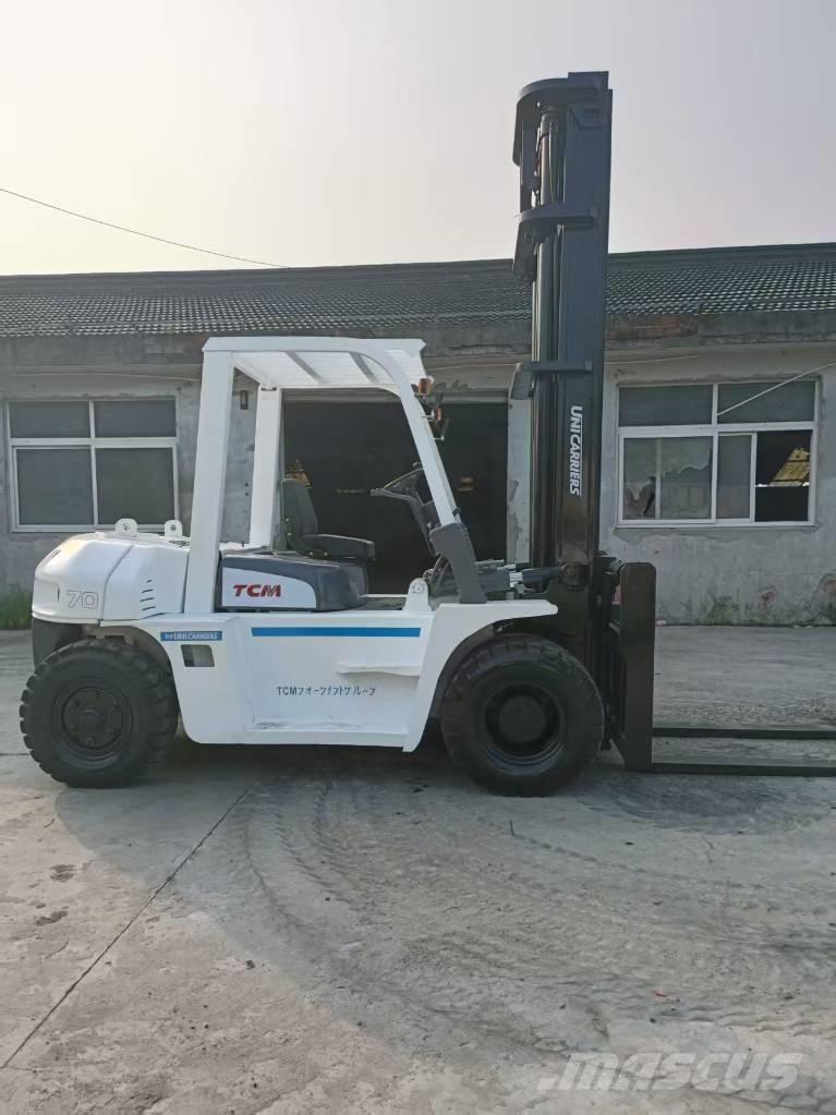 TCM FD 70 Z8 Skriňová nadstavba