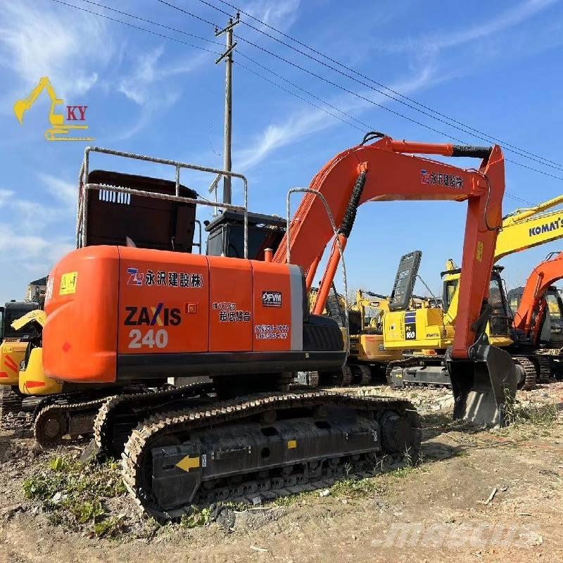 Hitachi ZX 240 Pásové rýpadlá