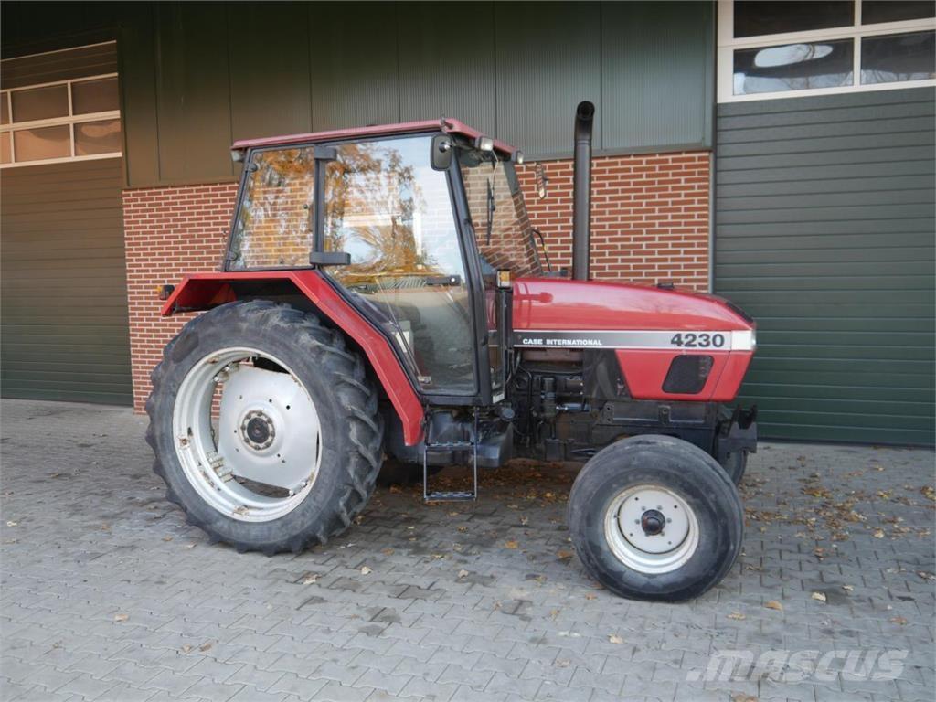 Case IH 4230 2wd Traktory