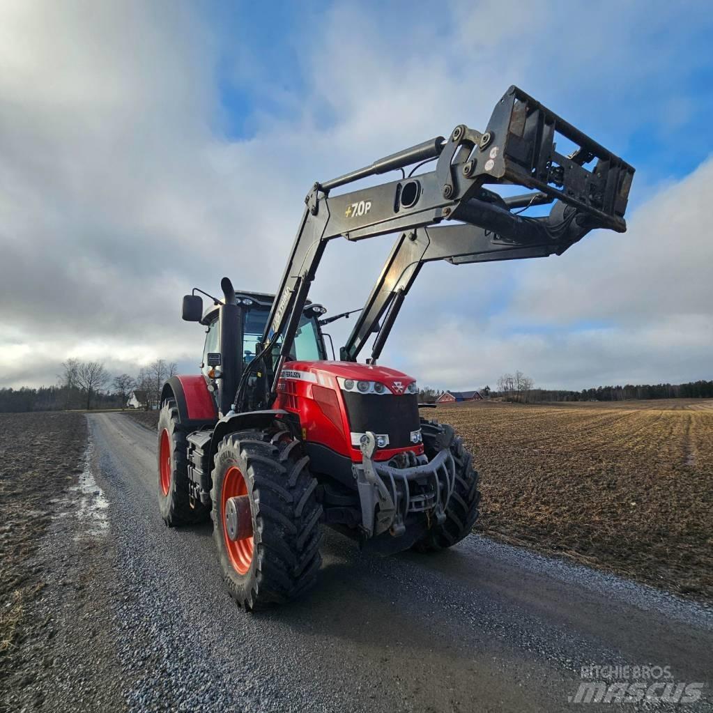 Massey Ferguson 8737 Traktory