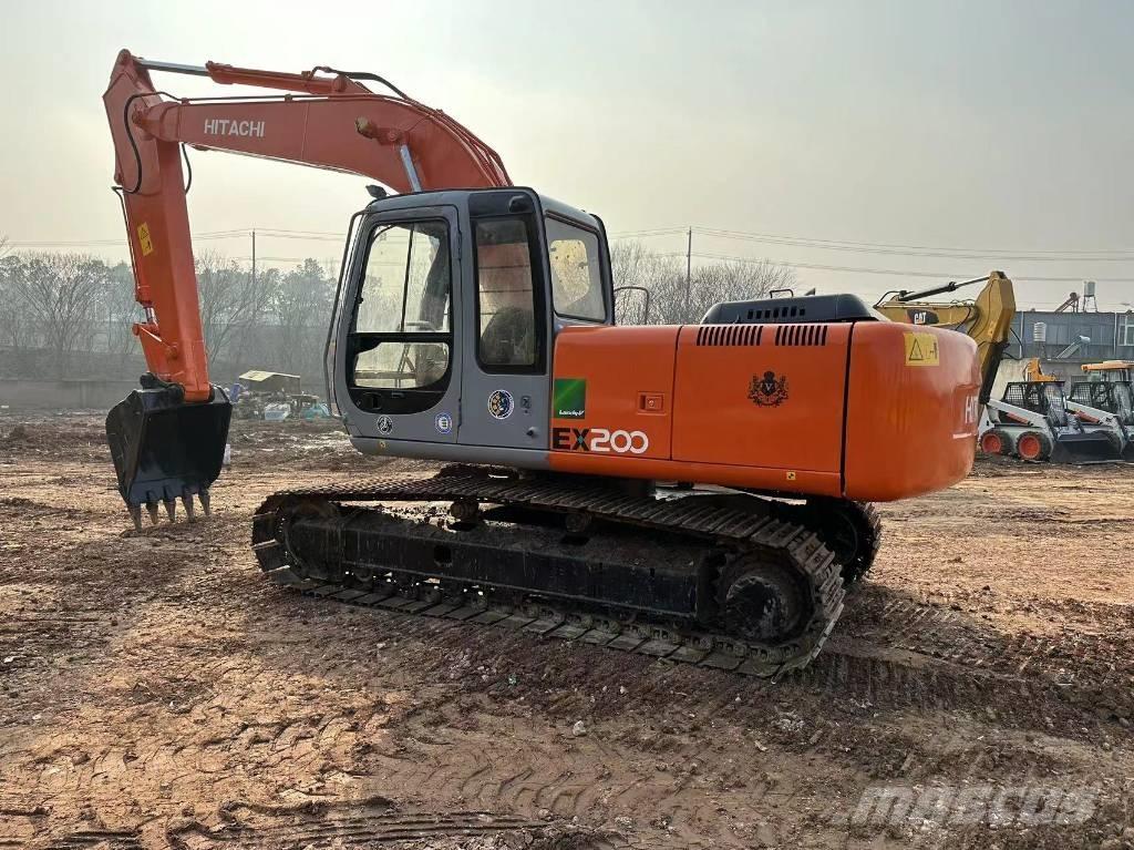 Hitachi EX 200 Pásové rýpadlá