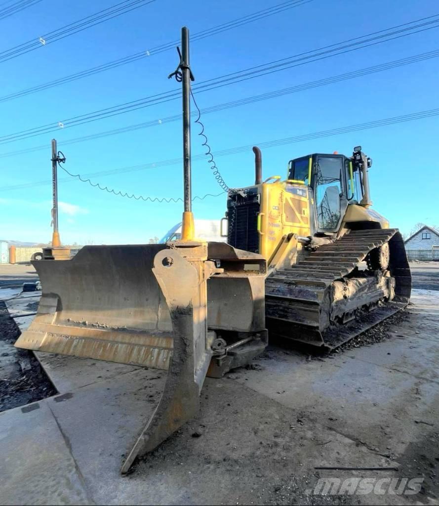 CAT D 6 N LGP Pásové dozéry
