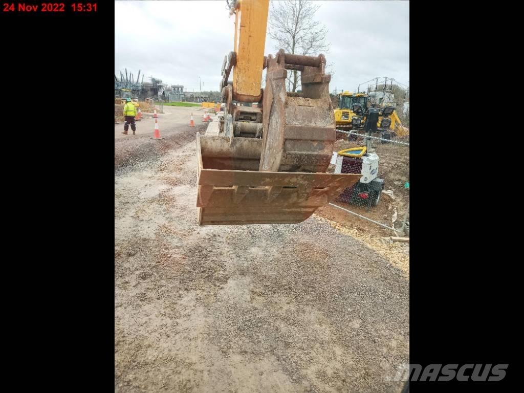 Liebherr R 922 LC Pásové rýpadlá