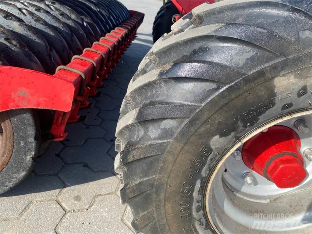 Horsch Joker 6RT Tanierové brány
