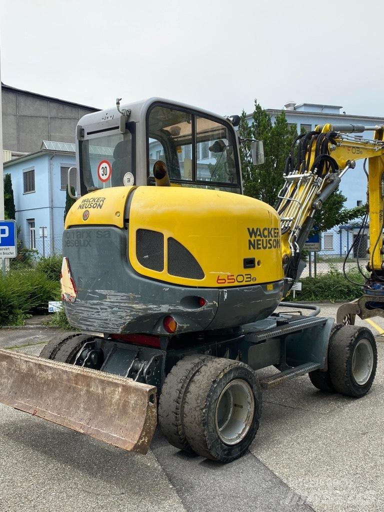 Neuson 6503 WD Kolesové rýpadlá