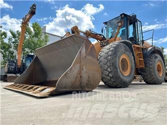 CASE 921 E Kolesové nakladače