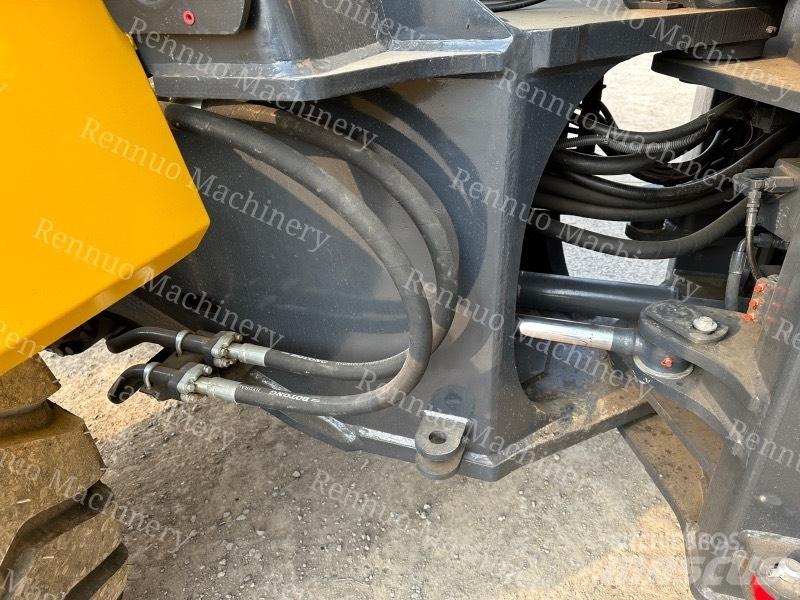 Komatsu WA380 Kolesové nakladače